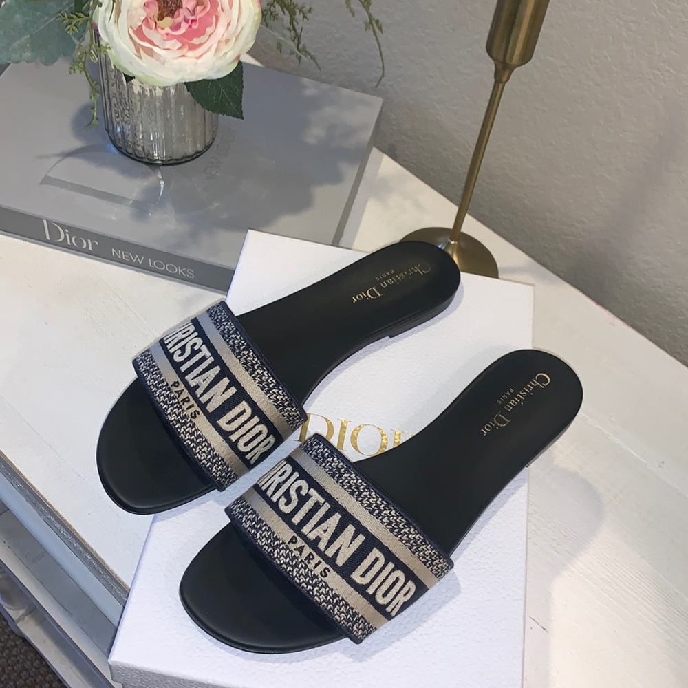 SOLD* Dior Dway Slides 42